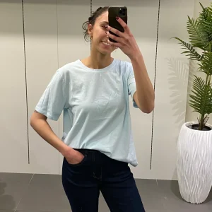 T SHIRT BASICA OVER