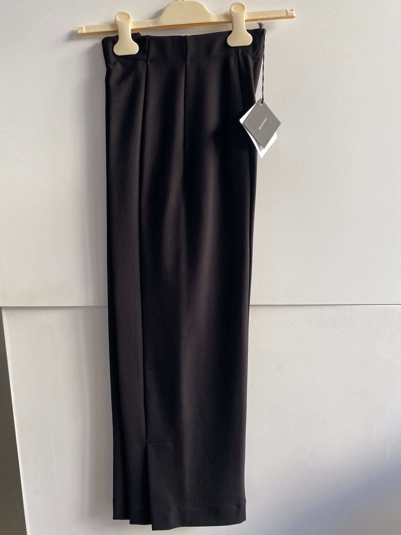 Pantalone Ragno a Palazzo con Spacchetto sul Fondo