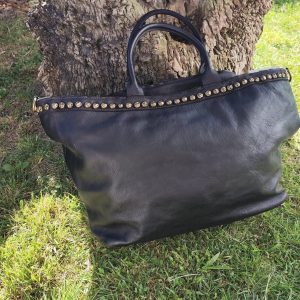 A metà prezzo! Borsa grande con Borchie in Vera Pelle Sauvage